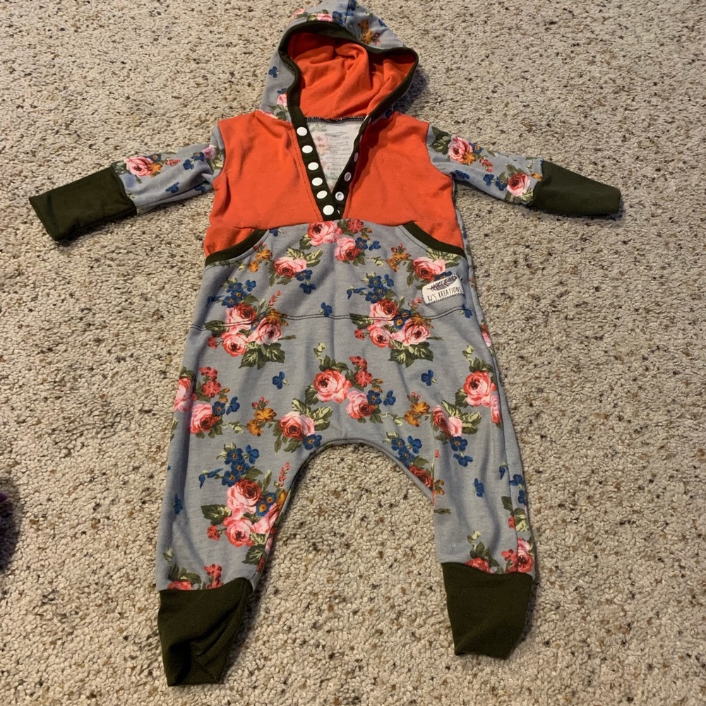 12/18m KJ’s Kreations fall romper